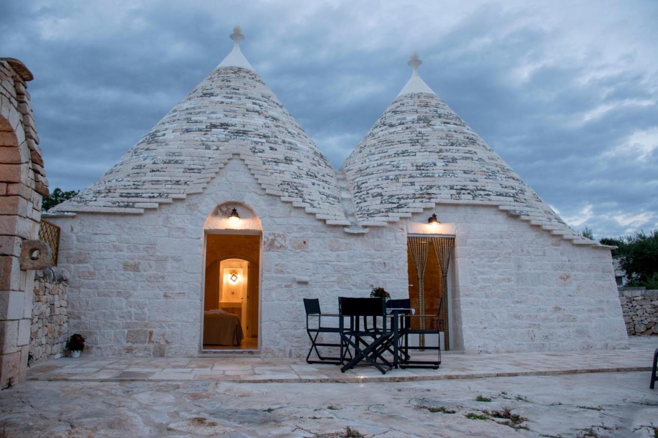 Trullo Cinquenoci Suite Locorotondo Ngoại thất bức ảnh