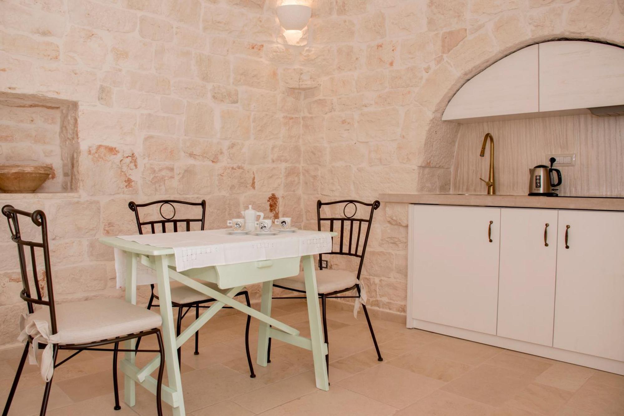 Trullo Cinquenoci Suite Locorotondo Ngoại thất bức ảnh